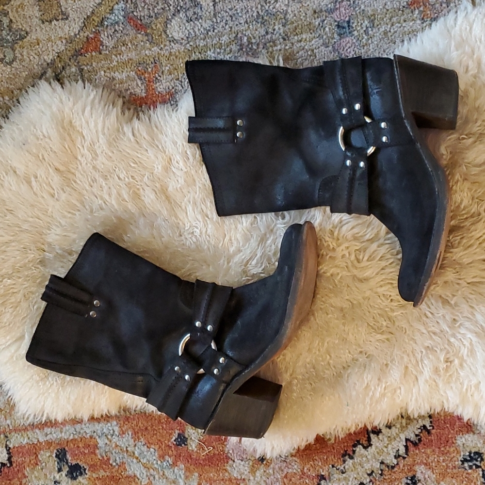 Frye Carmen harness boot